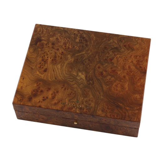 Vacheron Constantin Fine Walnut Wooden Box/ Boite/Schachtel/ Scatola with outer protective box