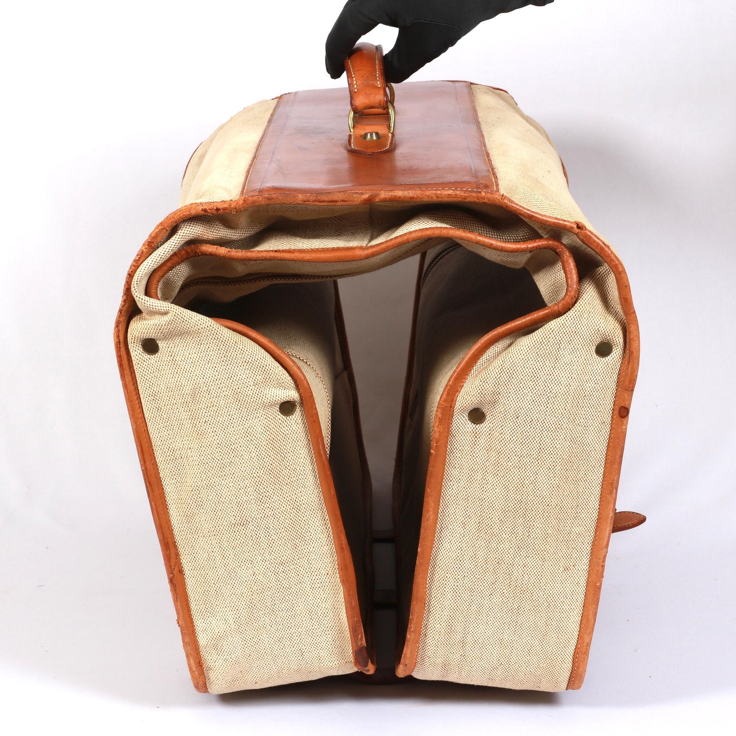 fine and rare Hermès Paris Collector Garment Vintage&nbsp; in “H” canvas and natural Barénia renowned for its rich patina and exceptional quality, finished with the Maison’s signature white saddle stitching