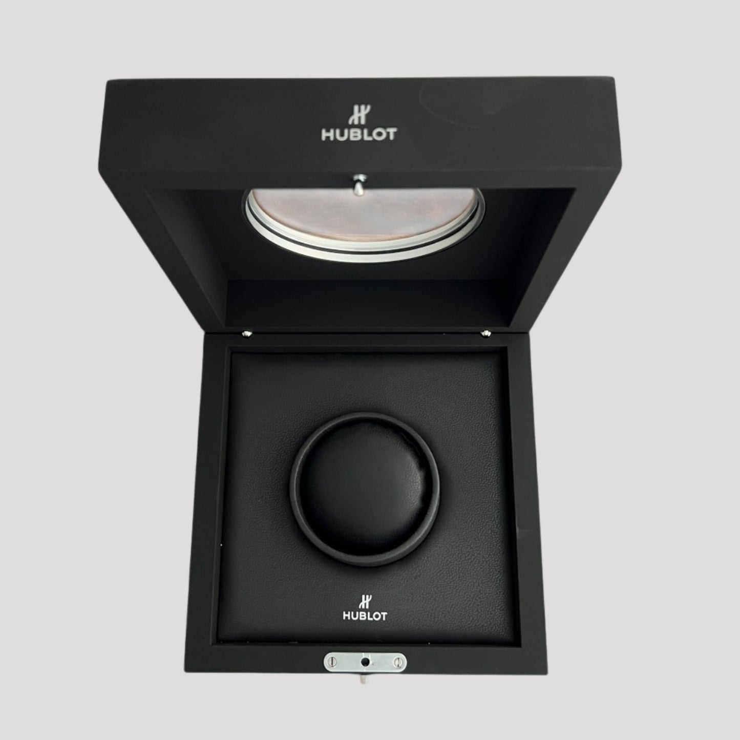 Hublot Watch Box / Boîte / Uhrenboxin its Outer Protective Box