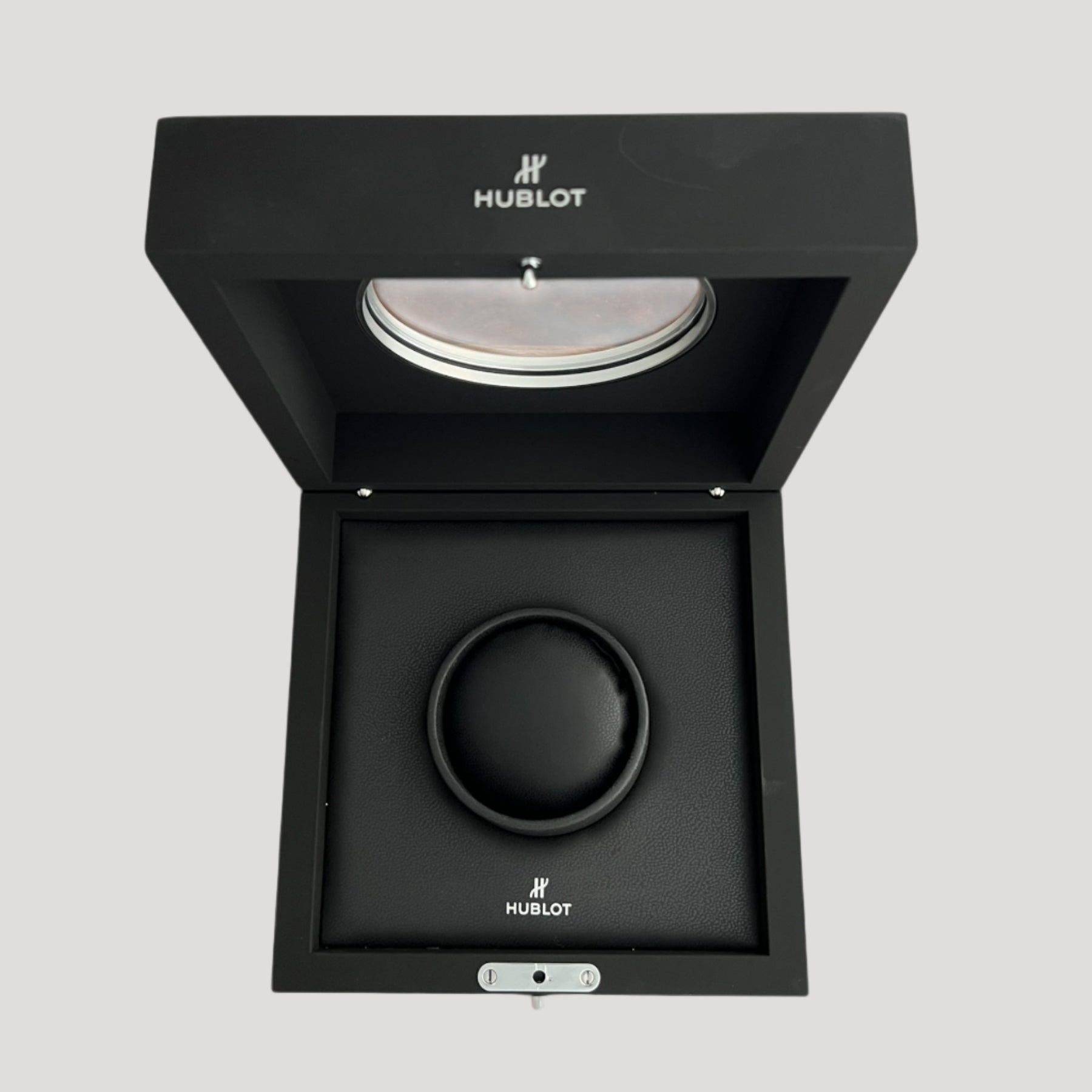 Hublot Watch Box / Boîte / Uhrenboxin its Outer Protective Box