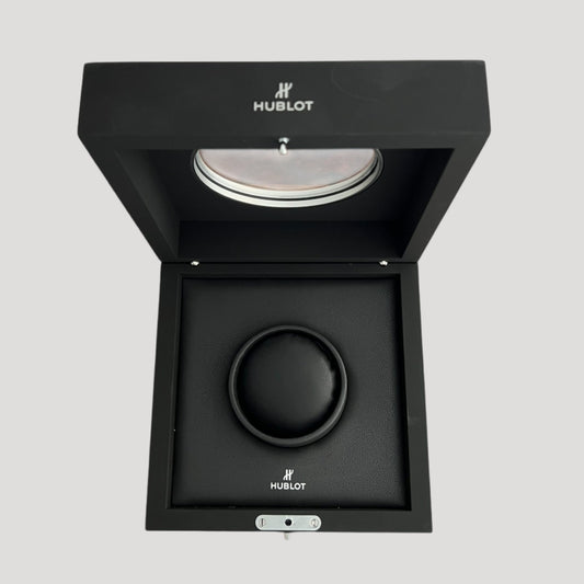 Hublot Watch Box / Boîte / Uhrenboxin its Outer Protective Box