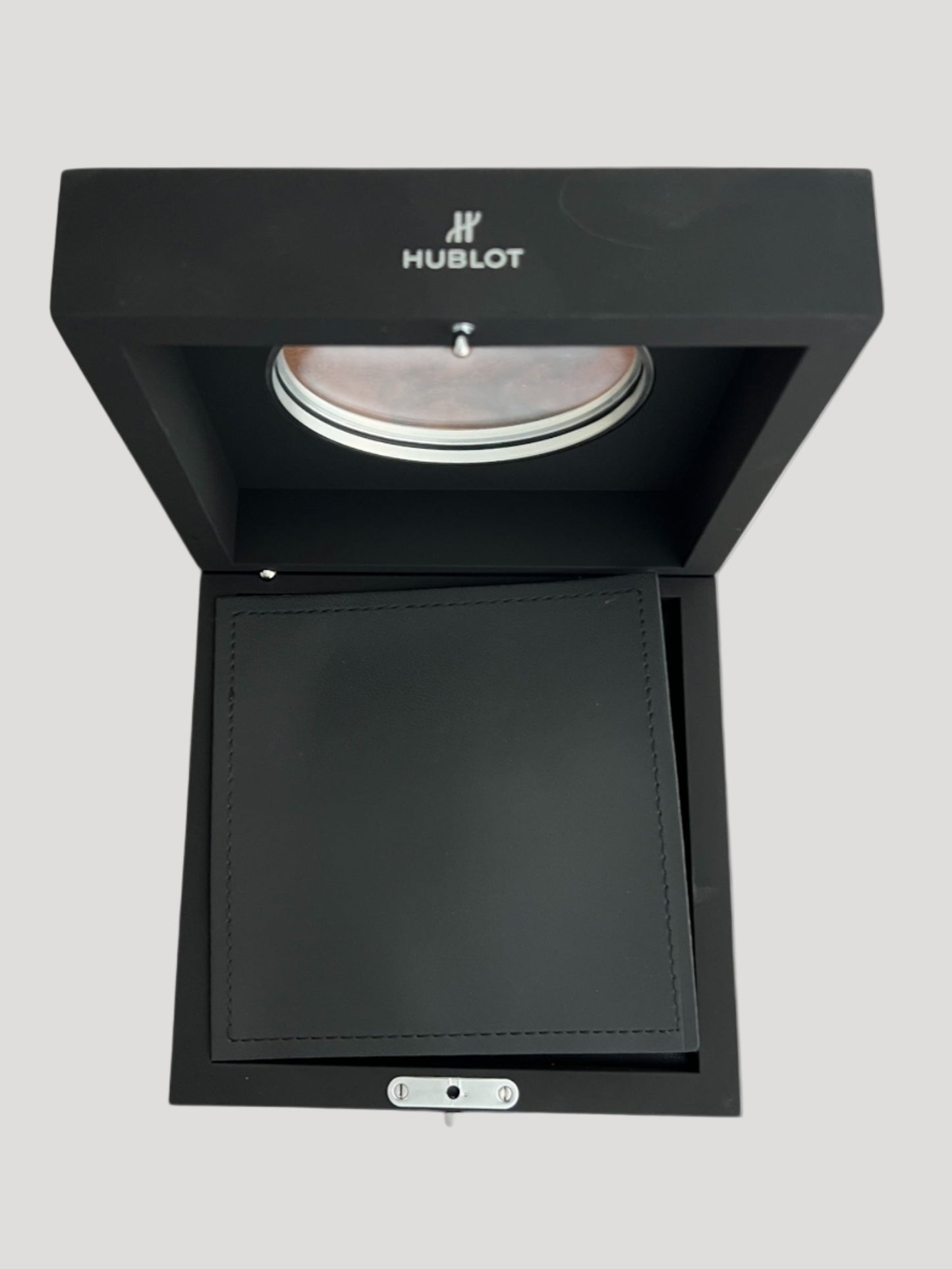 Hublot Watch Box / Boîte / Uhrenboxin its Outer Protective Box