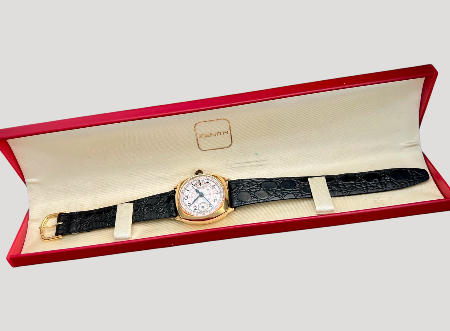 Zenith 18k Gold Art Deco Push-button Chronograph Valjoux 13 Watch