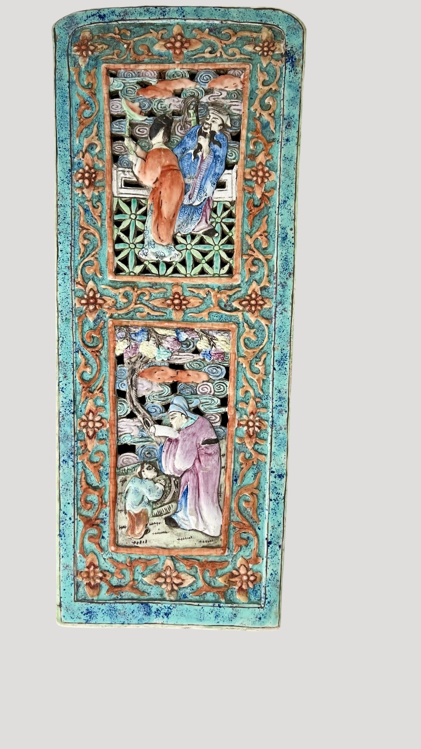 Ancient Vase China Qing Dynasty(1644-1912), unique polychrome enamelled porcelain