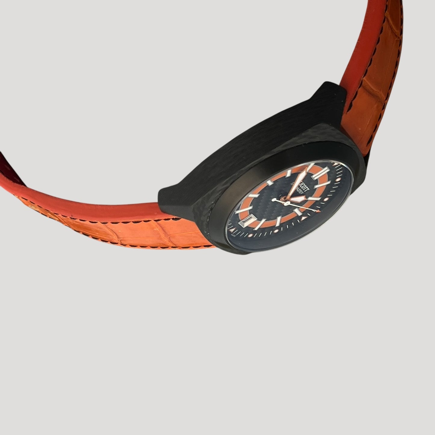 Ellicott, Skymaster, round automatic watch