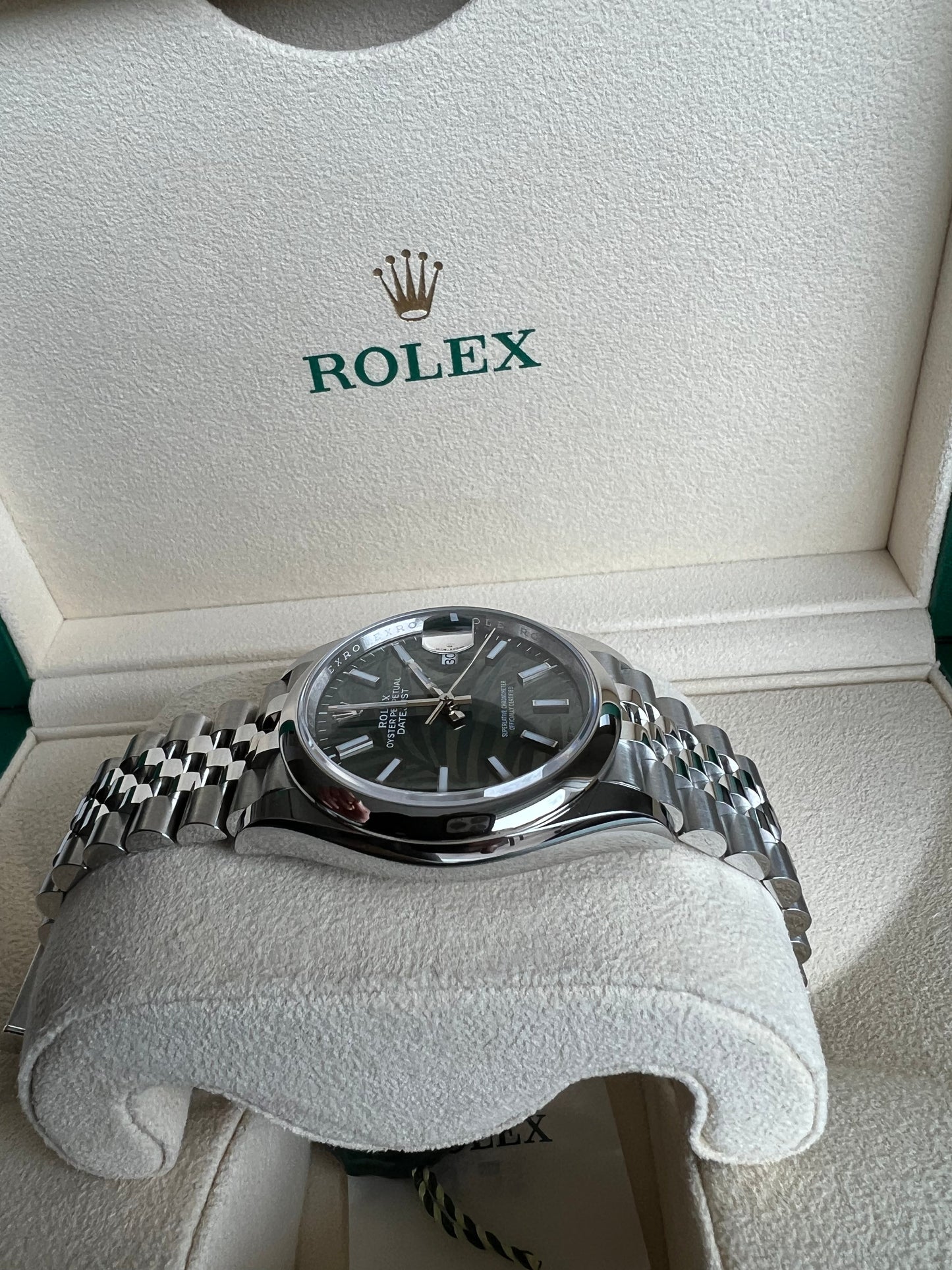 Rolex Oyster Perpetual Datejust Ref. 126200 Palm Dial NEW