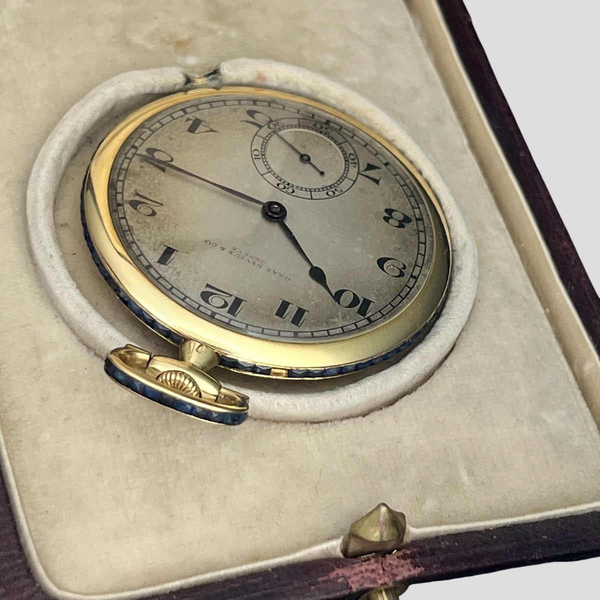 Haas Neveux Genève Art Deco 18k Gold Pocket Watch / Taschenuhr / Montre de poche set with sapphires ca 1920