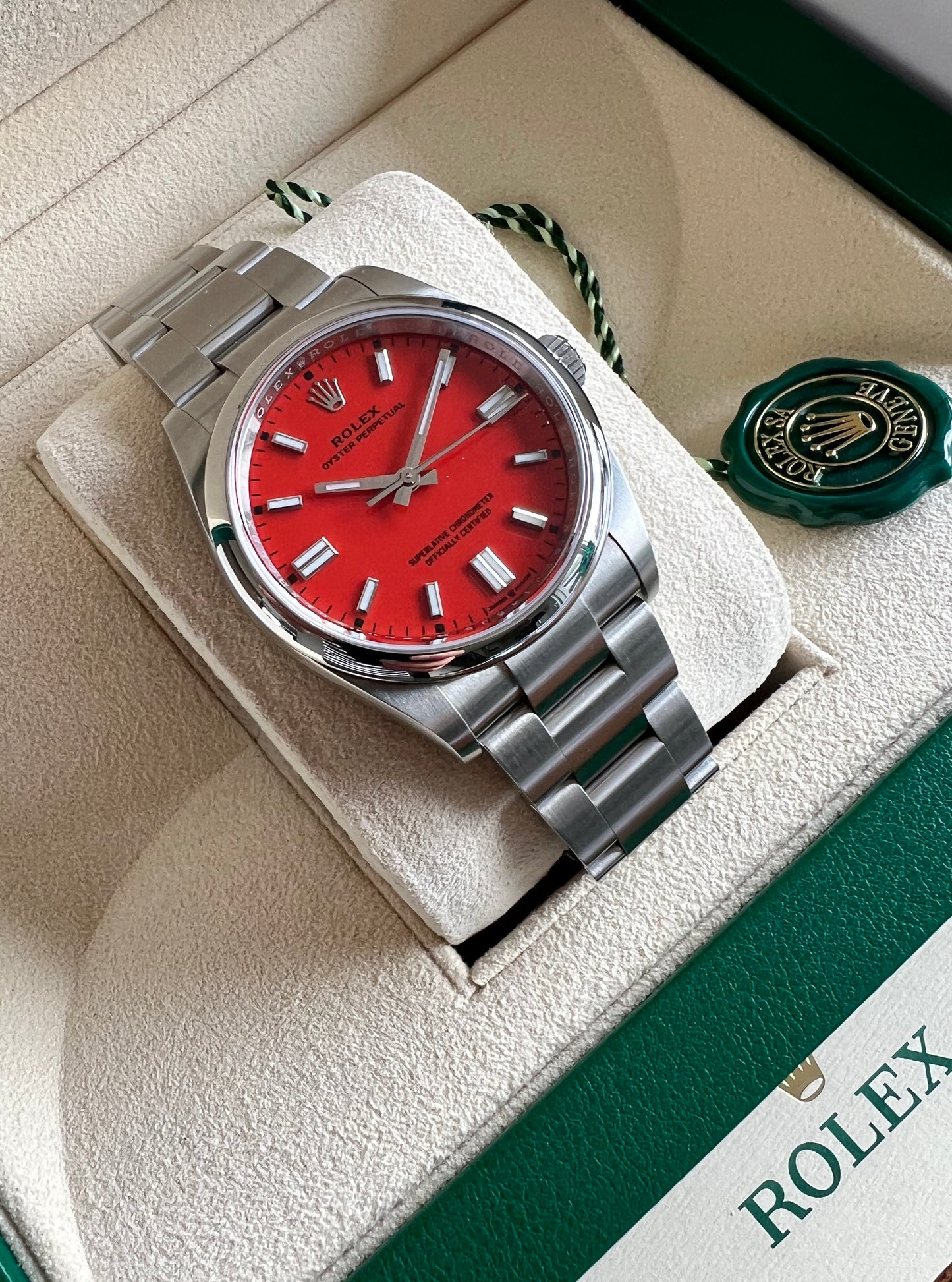 Rolex Oyster Perpetual 36 Coral Red 126000 Full Set 2021