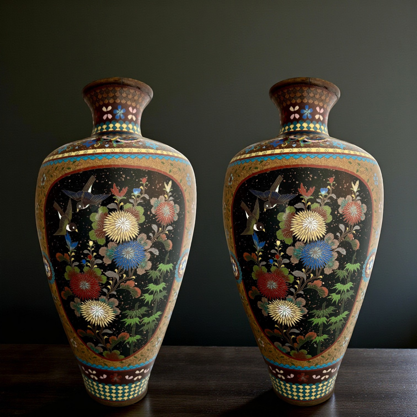 Important Pair of 2 Antique Cloisonné Vases, 50 cm