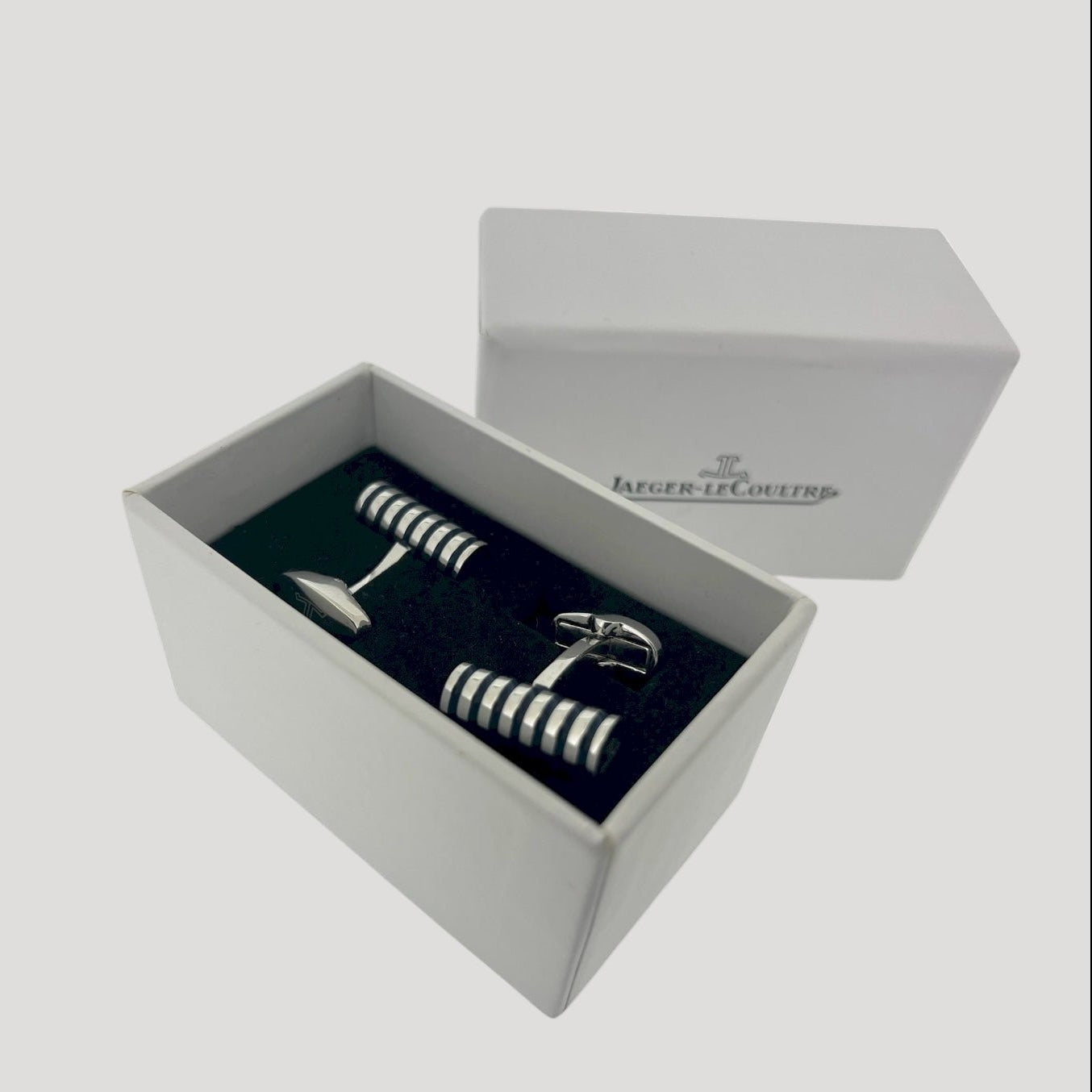 Jaeger-LeCoultre New Fine Cufflinks / Boutons manchettes /Manschettenknöpfe