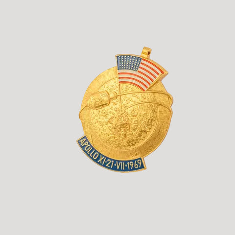 Körner commemorative medal in gilded bronze made in honor of the Moon mission Apollo XI (July