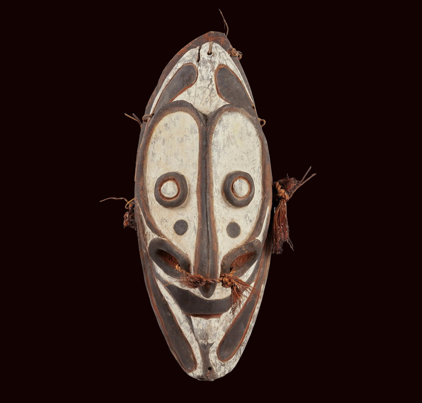 Latmul anthropomorphic mask in wood, Sepik, Papua New Guinea; height 51.5 cm
