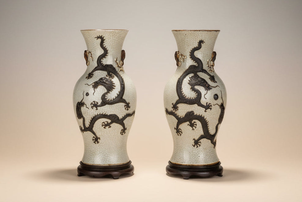 Pair of large porcelain vases with dragons China 1900'
