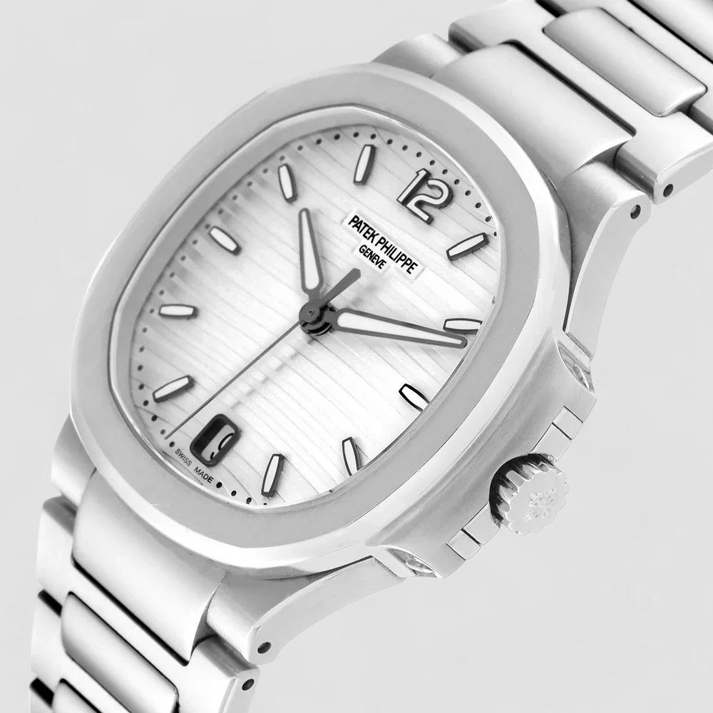 Patek Philippe Nautilus Ladies Stainless Steel Silver Opaline 7118/1A-010 New Full Set
