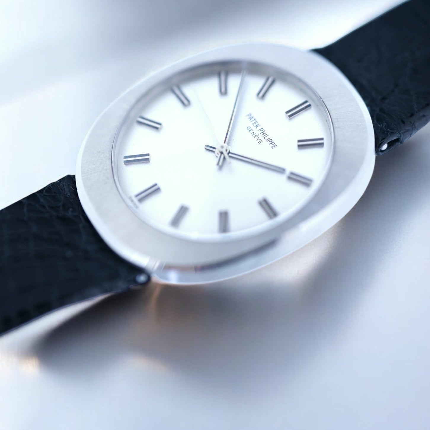 Patek Philippe Ref. 3580 “UFO” NOS Rare Collector'