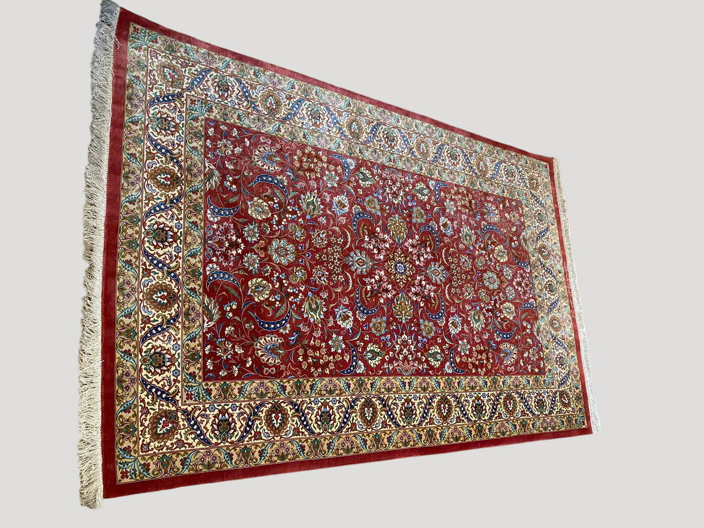 Ancient Ghom silk carpet/ tapis/ teppich, Iran 20c, signed