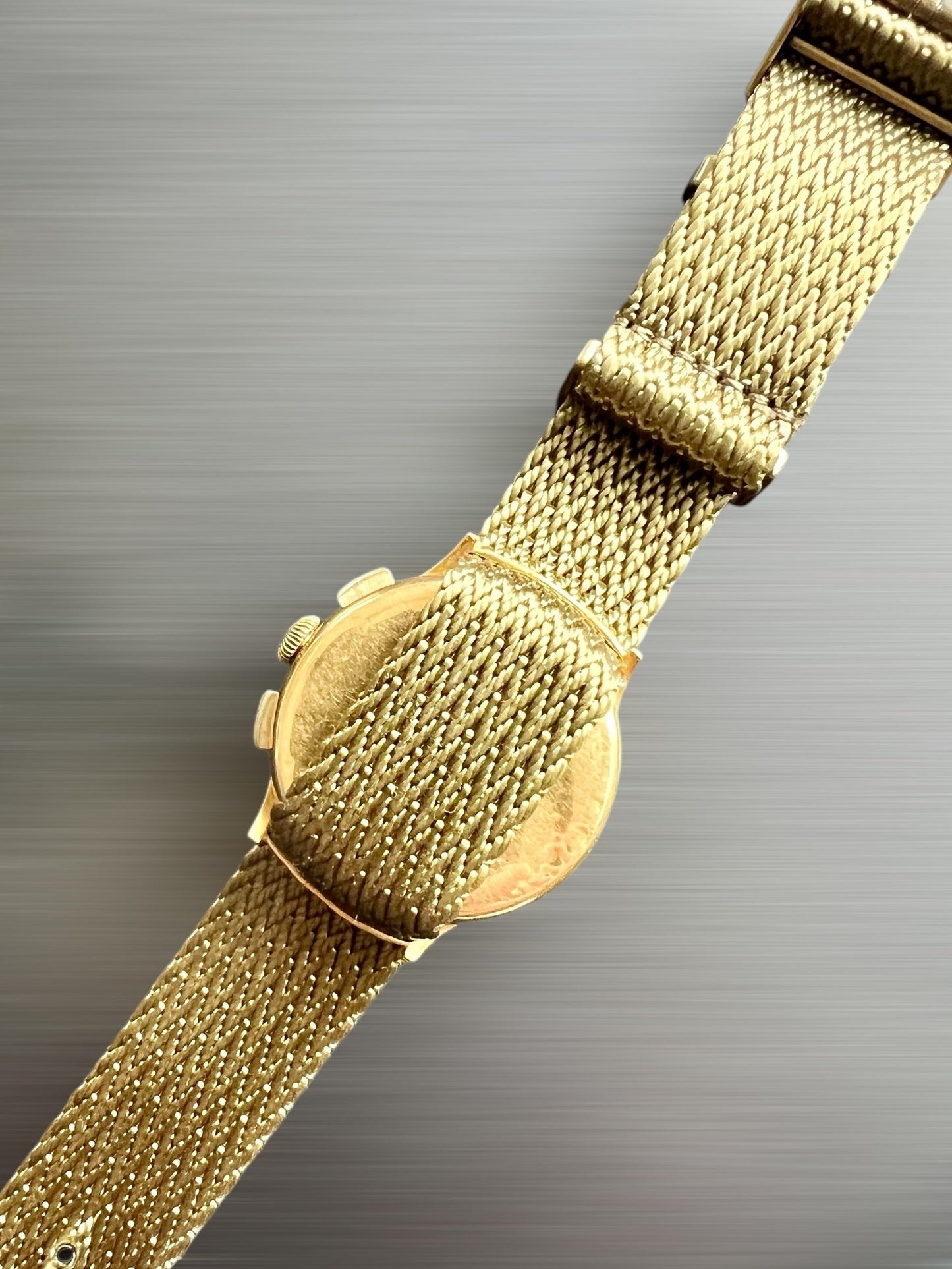 Large Universal Geneve Chrono Vintage 18K Gold Rare