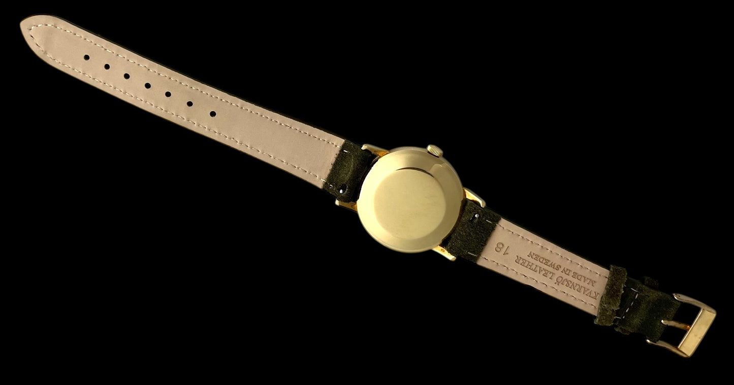 IWC Schaffhausen Vintage Automatic — 18K Yellow Gold Mint'