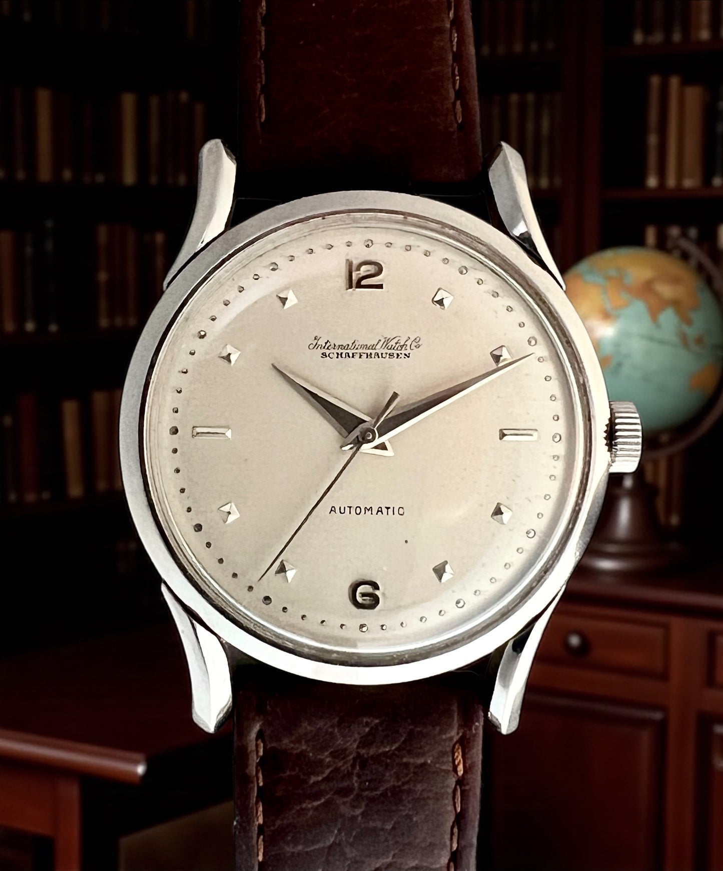 IWC Vintage Twisted Fancy Lugs, Rare Relief Pyramids Markers