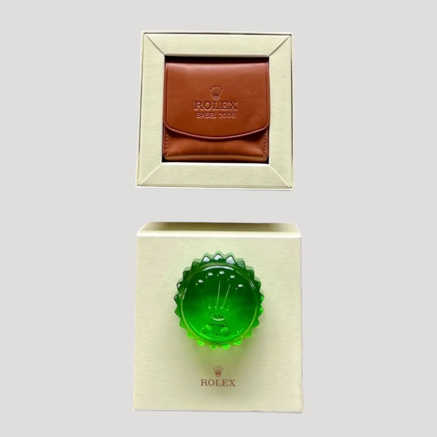 Rolex NOS Rare Oyster 'green tinted glass Basel 2006 Paperweight Presse Papier