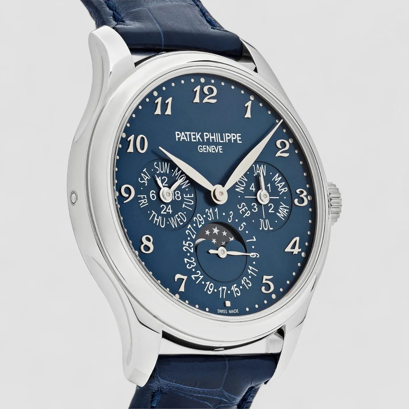 Patek Philippe Perpetual Calendar 5327G-001 New Full Set