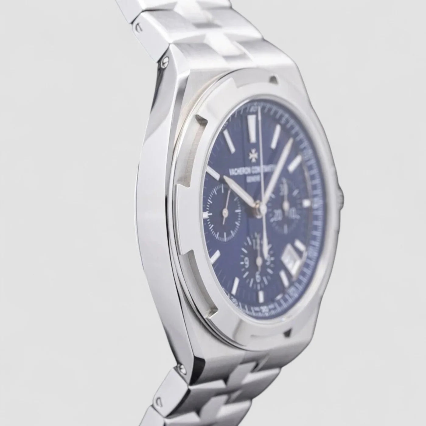 Vacheron Constantin Overseas Chronograph 5520V/210A-B148 New Full Set