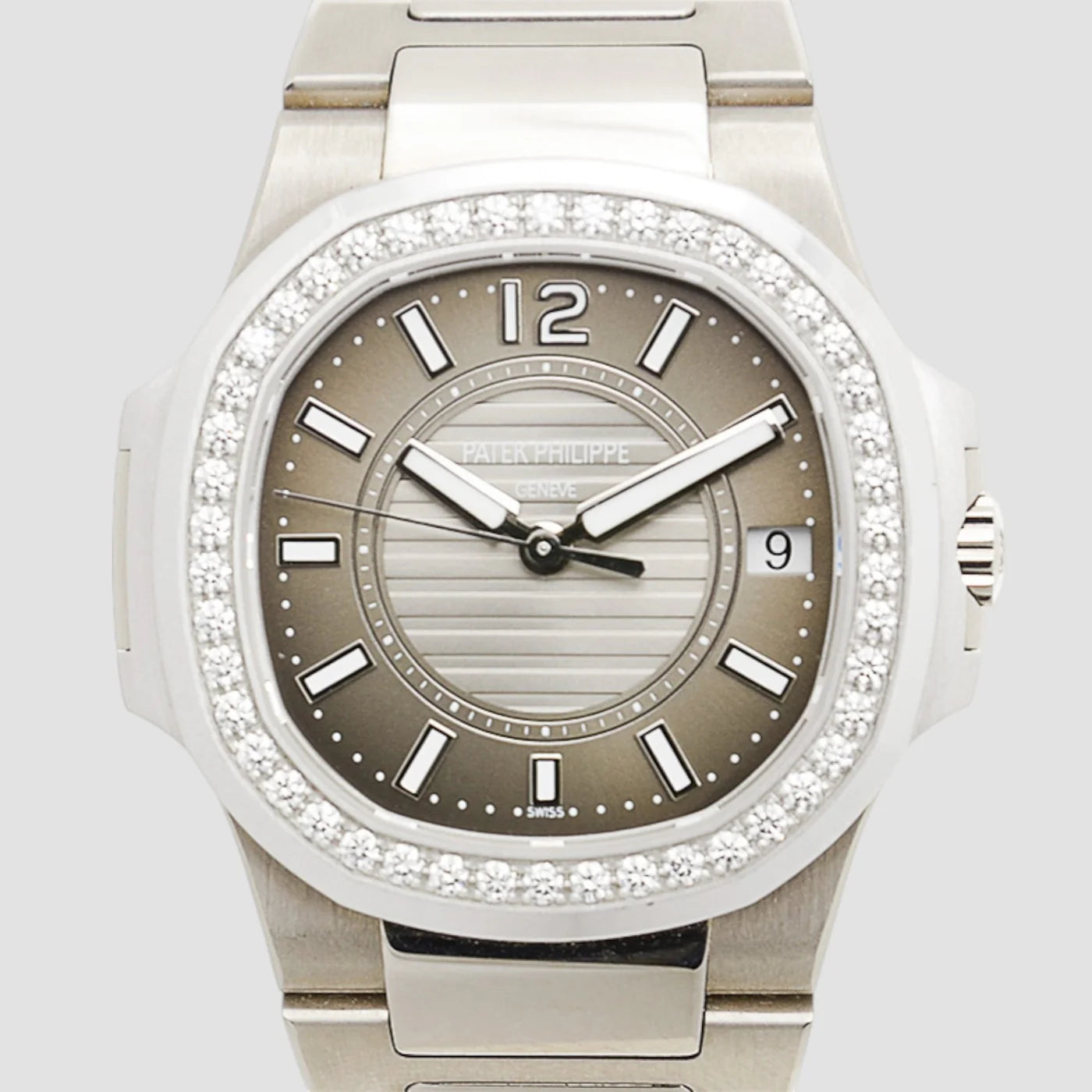 Patek Philippe Nautilus 7010/1G-010 Ladies New Full Set