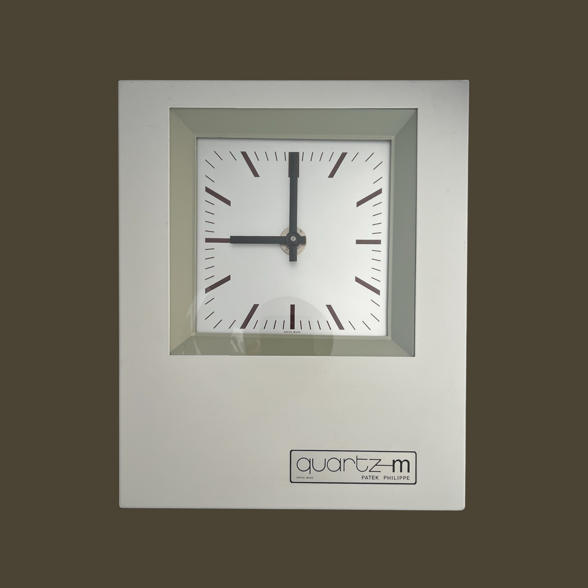 fine and Rare Patek Philippe master.Quartz-M clock from around the mid-1970s.