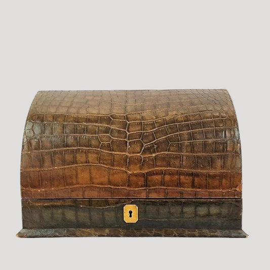 Noble rare Johns & Co Large Crocodile leather case / box / schachtel Rare