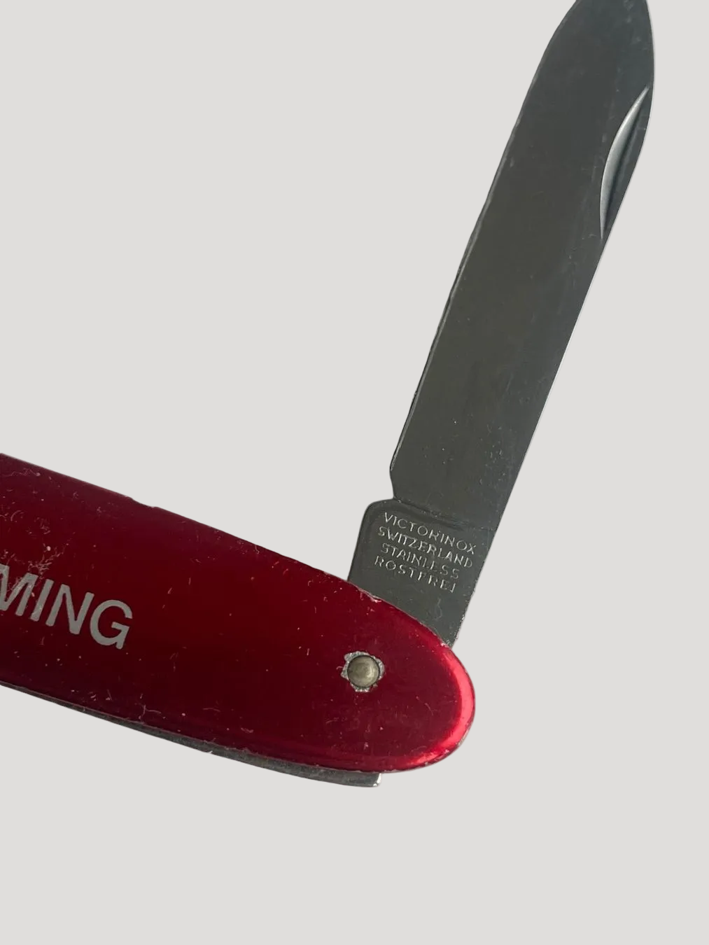 Omega New Pocket Swiss Knife case opener/ Couteau suisse