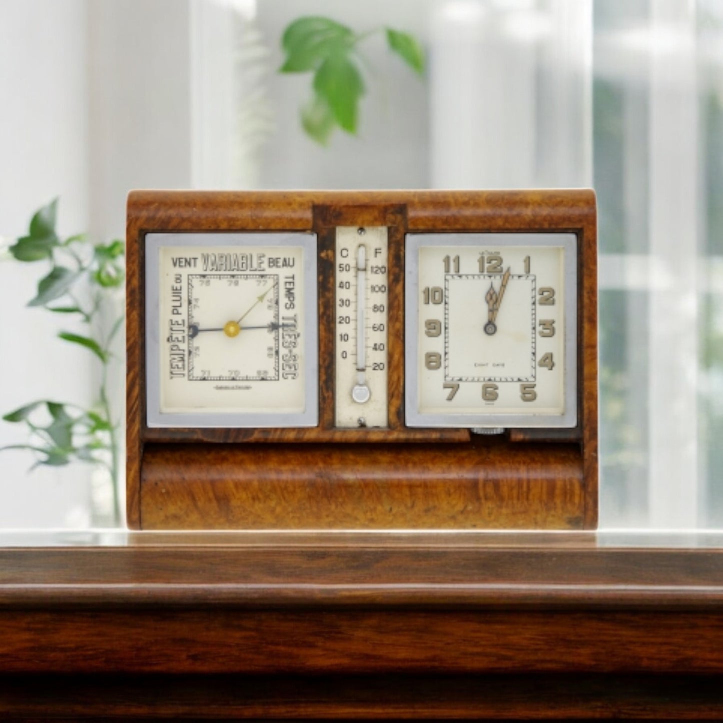 Jaeger-LeCoultre Ados Baromètre Pendulette / Desk Clock Art-Deco wooden 8 Days Double Dial 1930  Rare Collector'