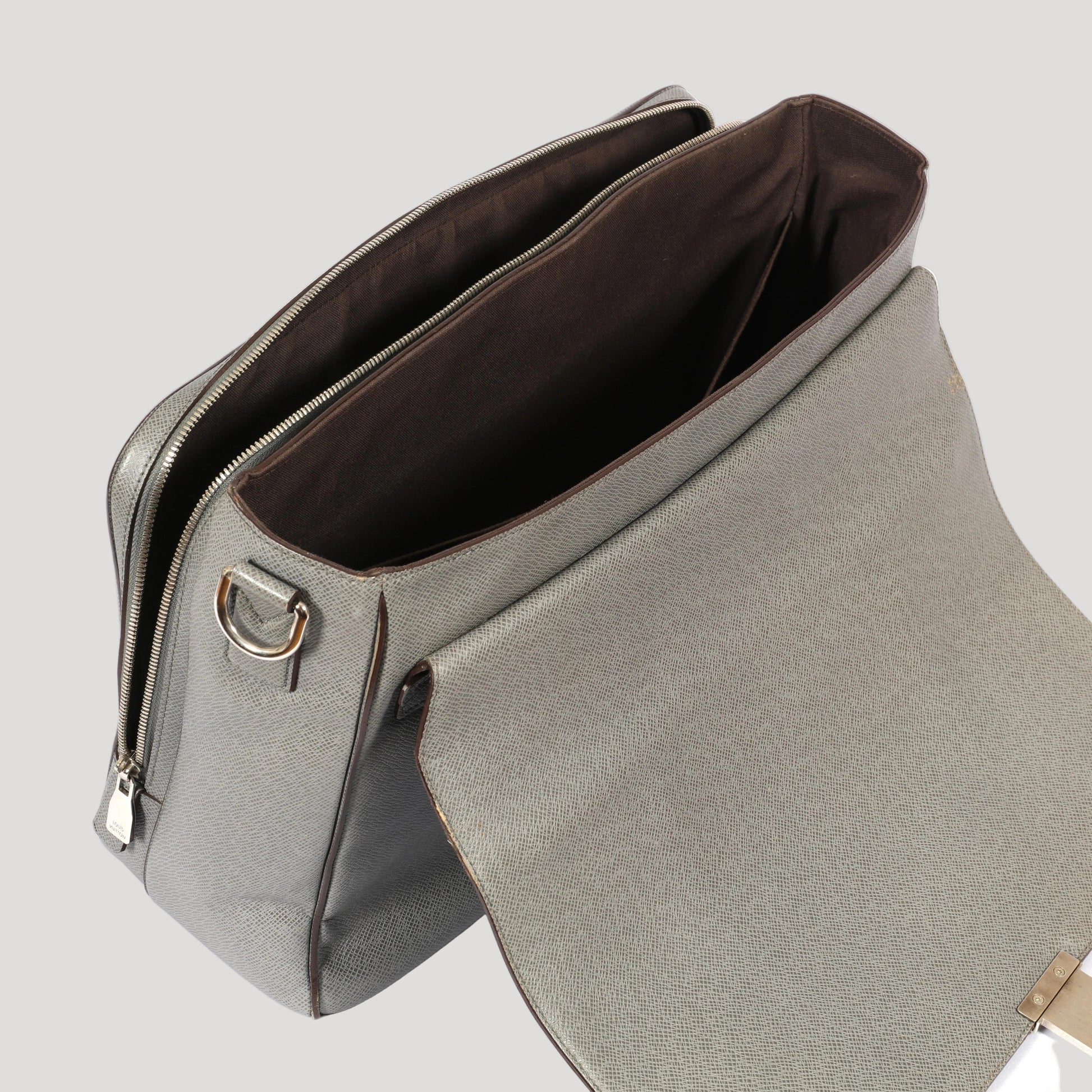Louis Vuitton Vassili briefcase /mallette / Aktentasche in grey Taïga leather