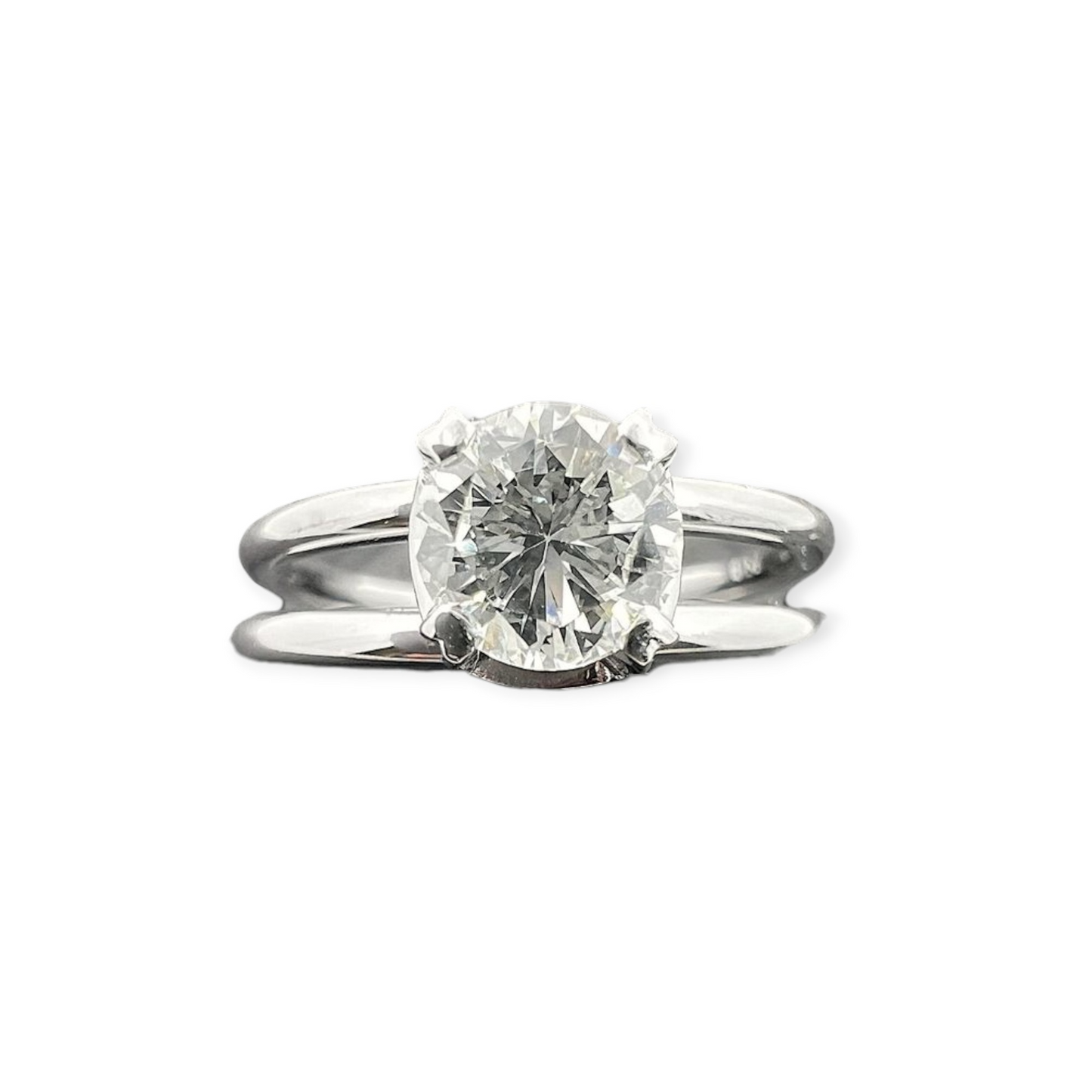 Beautiful 0.73c Solitaire 18k White Gold Ring size 54