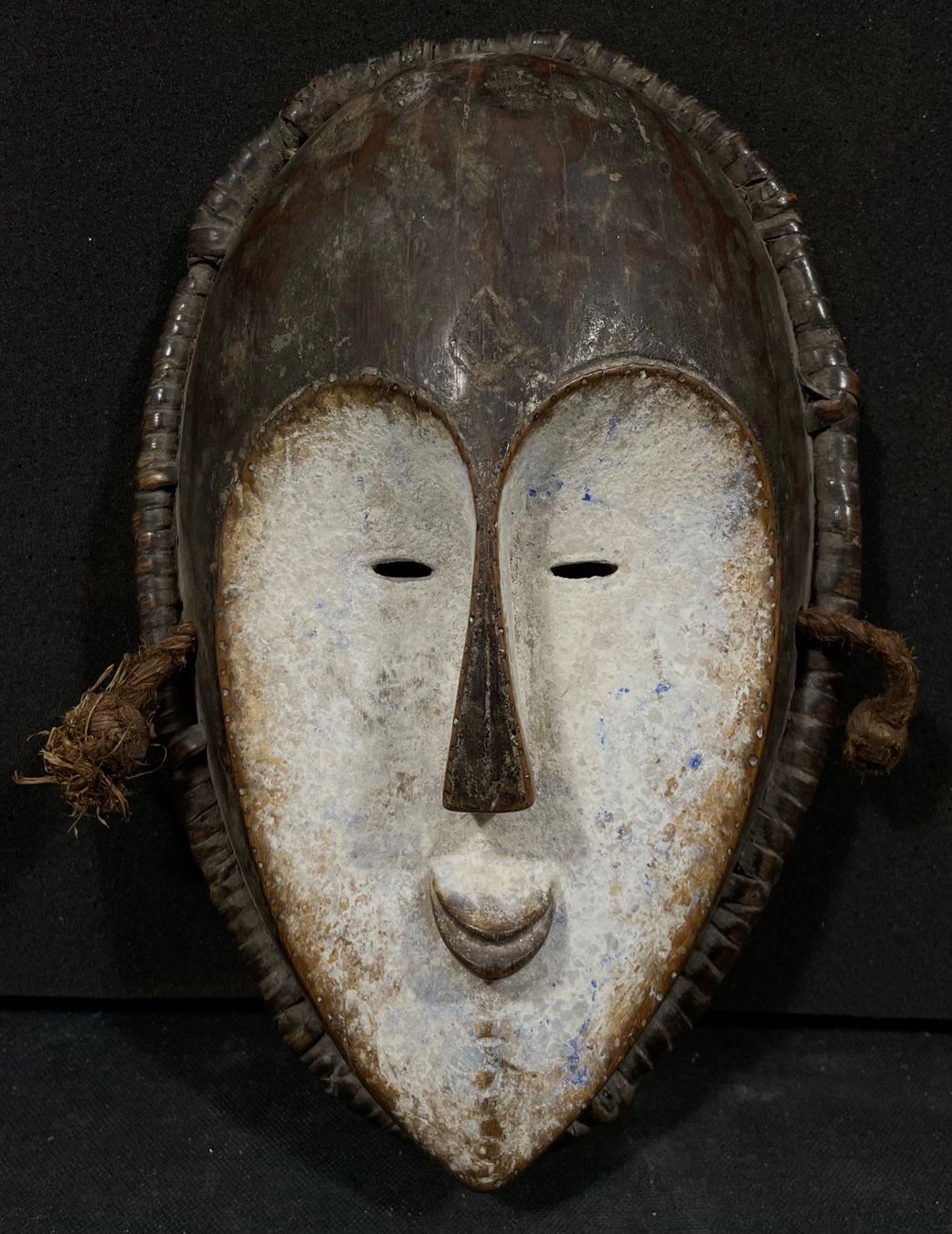 Magnificent Ancient Lega Maske D.R. Kongo