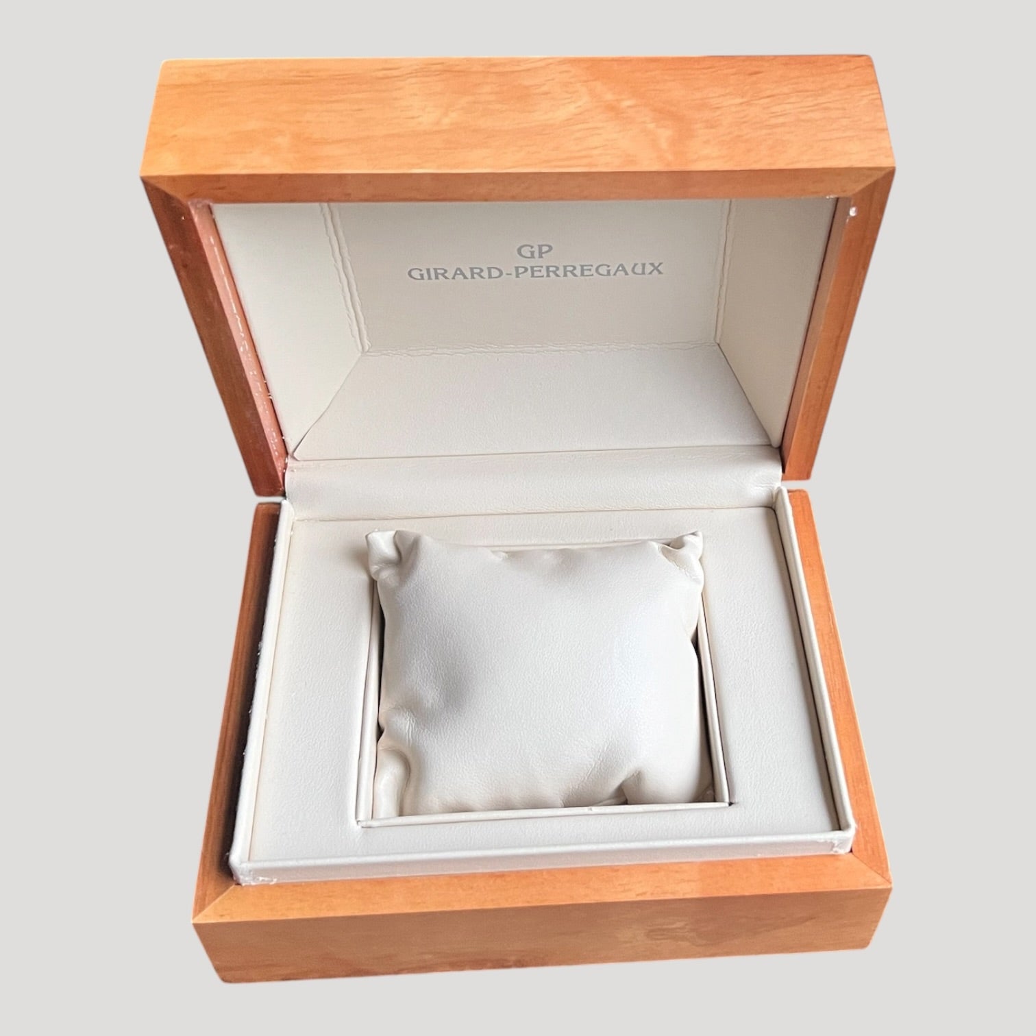 Girard Perregaux Woden Watch Box / Boîte pour montres / Uhrenbox in its Protective Box